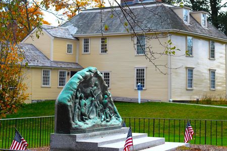 Lexington and Concord American Revolution Tour from Boston