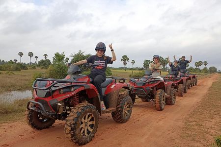 Private tour of Siem Reap by ATV at sunset