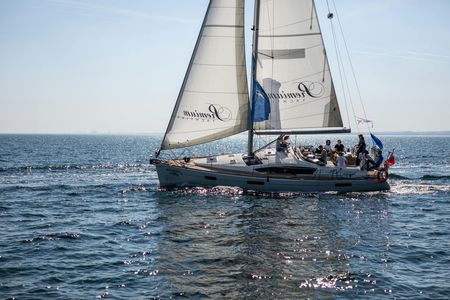 Yacht Cruise around the Bay from Sopot with Welcome Drink