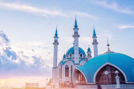 Dubai old and modern city guided tour with Blue Mosque visit