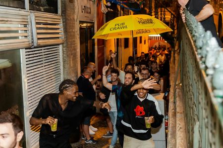 Lisbon Pink Street Pub Crawl