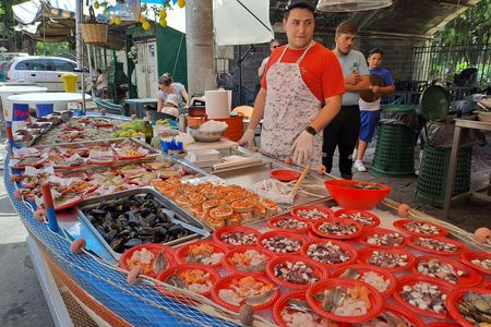 3-hour guided walking street food tour in Catania