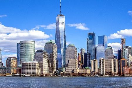 Statue of Liberty and Ellis Island private half-day guided tour