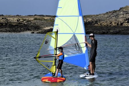 Half-day windsurf course in Corralejo