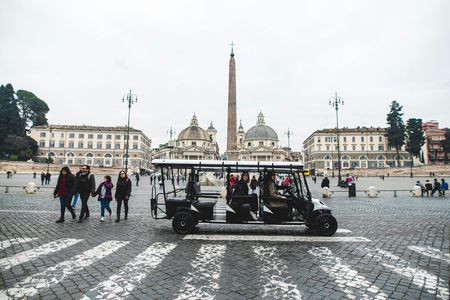 Tour privato delle chiese di Roma in golf cart
