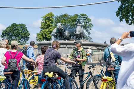 Copenhagen highlights bike tour