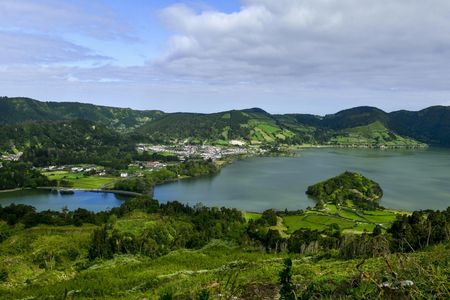 Private São Miguel highlights tour