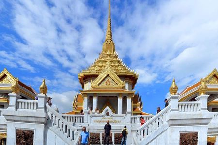 Bangkok Canal Wat Pak Nam, flower market, and Chinatown guided tour
