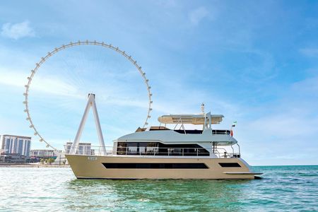Dubai luxury yacht experience with extended Burj tour