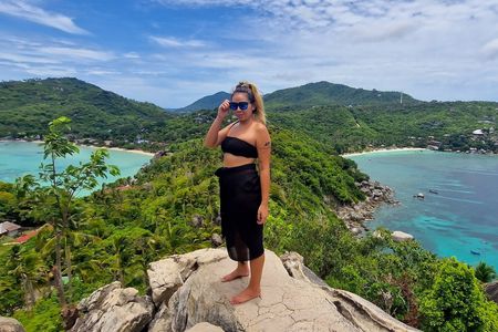 Private full-day car tour of Koh Tao with snorkel