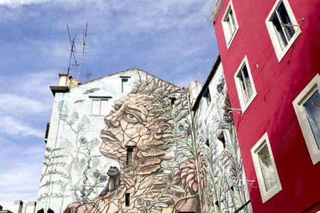 Self-guided discovery walk in Lisbon