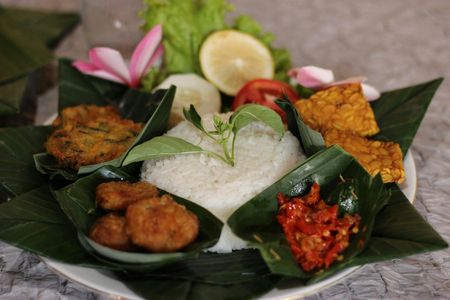 Cooking and Eating Experience With a Local Family in Sanur
