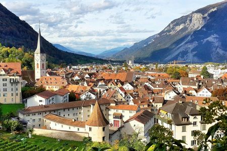 90-minute walking tour to discover Chur with a local