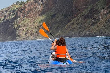 Boat trip with kayak experience from Funchal