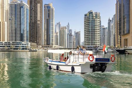60-minute Modern Abra boat tour of Dubai Marina and Ain Dubai