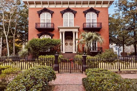 Historic District, Isle of Hope, and Bonaventure private tour in Savannah