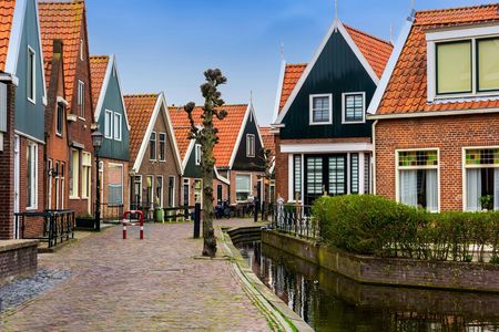 Self-guided e-scavenger hunt in Volendam