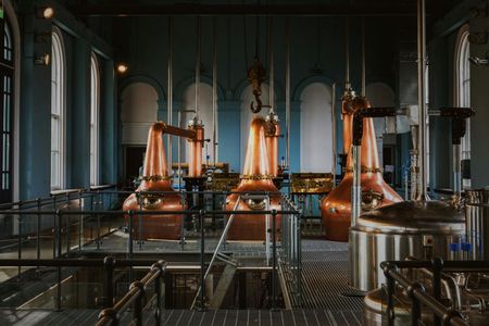 Signature Tour: Titanic Distillers at Thompson Dock