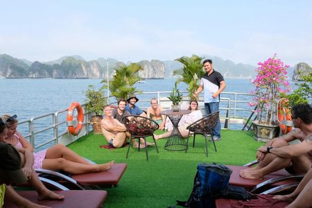 3-day 2-night discovery cruise of Lan Ha Bay and Ha Long Bay
