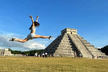 Chichen Itza and Valladolid guided tour with buffet lunch