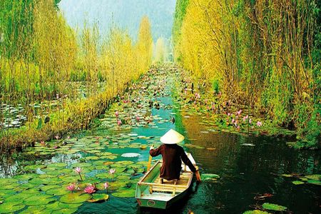 Full-Day Tour to Hanoi Perfume Pagoda with Lunch and Boat Ride