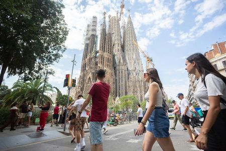 Tickets and guided visit to the Sagrada Família