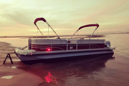 Romantic Sunset Catamaran Tour in Ria Formosa from Faro