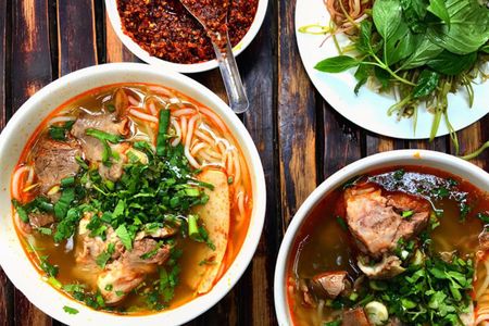Hue Street Food Tour by Cyclo