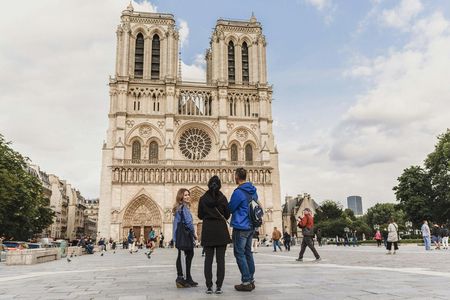 Medieval Quarter Tour With Sainte-Chapelle and Notre-Dame