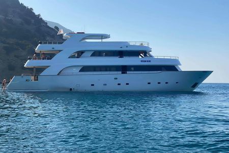 Blue Lagoon Yacht Cruise