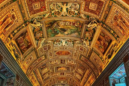 Breakfast and Tickets for the Vatican Museums and Sistine Chapel