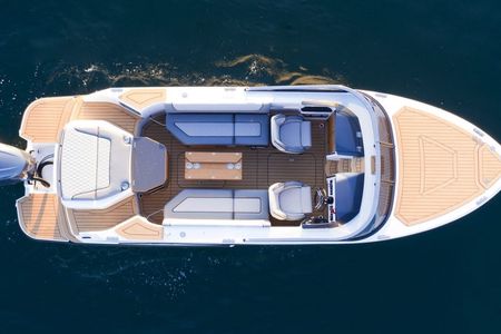Lake Como 2-Hour Luxury Tour Discover the Beauty
