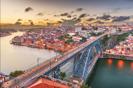 Walking tour of Porto's rich history and culture