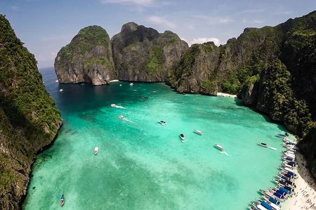 Phi Phi Islands Sunrise Excursion from Phuket