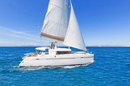 Private Catamaran Cruise to Balos Bay and Gramvousa Island