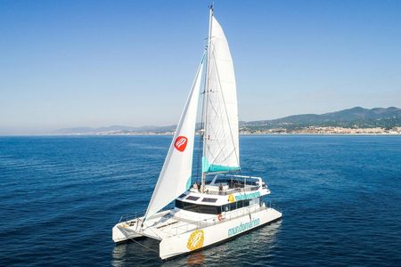 Catamaran cruise of the Málaga bay