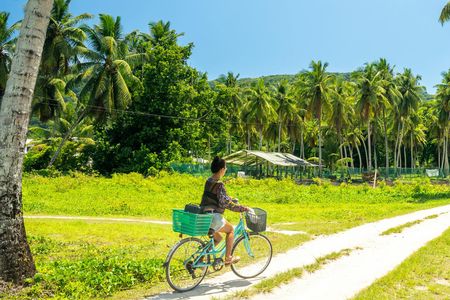 La Digue by boat and bike from Mahé and Praslin
