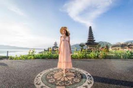 Bali full-day Bedugul and Tanah Lot sunset tour