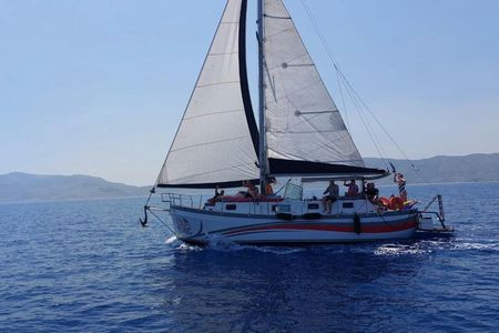 Sailing Tour Around Lindos with Food and Drinks