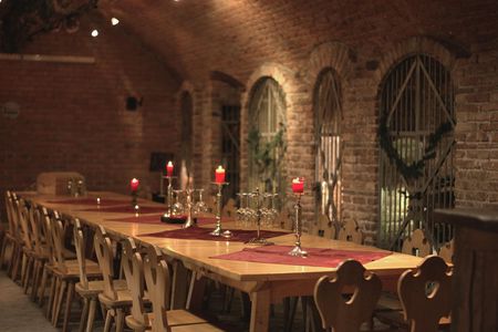 Hidden wine cellars of Vienna guided tour with wine tasting