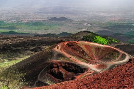 Mount Etna to 2900 mt and Taormina Full-Day Tour from Cefalù