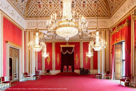 Buckingham Palace State Rooms and Royal Walking Tour