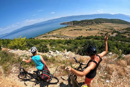E-Biking Experience Around the lake Ohrid
