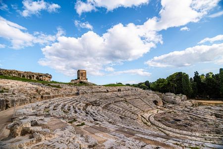 Full-Day Siracusa and Ortigia Guided Tour from Taormina