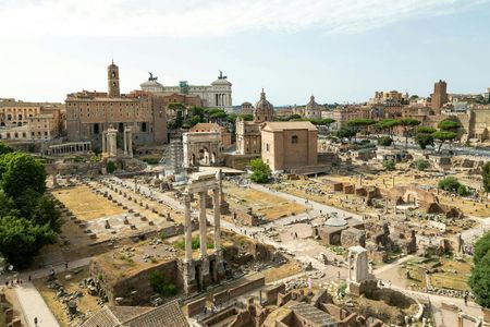 Colosseum and Roman Forum small-group tour with a local guide