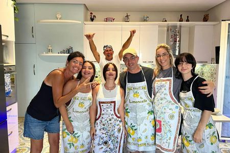 Typical Italian cooking class and dinner with a view in Naples