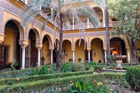 Seville Heritage Guided Tour with Macarena Quarter, Moorish Churches and Palaces