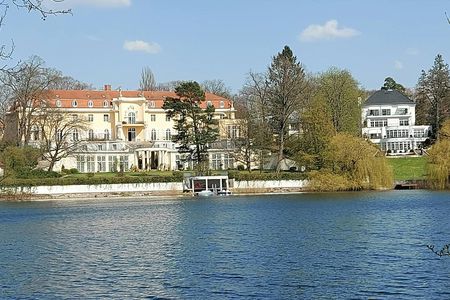 Guided bike tour from Berlin-Grunewald to Charlottenburg