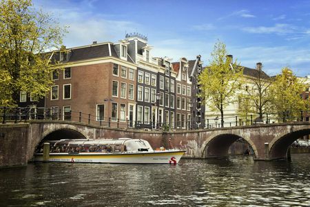 Amsterdam Canal Cruise from Rijksmuseum