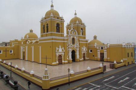Half-Day Private Tour of Trujillo's History and Architecture